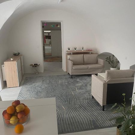 Apartman Fabrik Hainburg an der Donau Exteriör bild